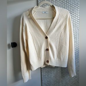 Lightweight cream cardigan. Perfect for spring.